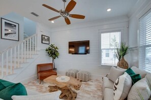 Televisión, oficina