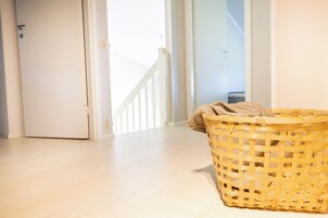 Condo design, 3 quartos, vista para o lago | Comodidades do quarto