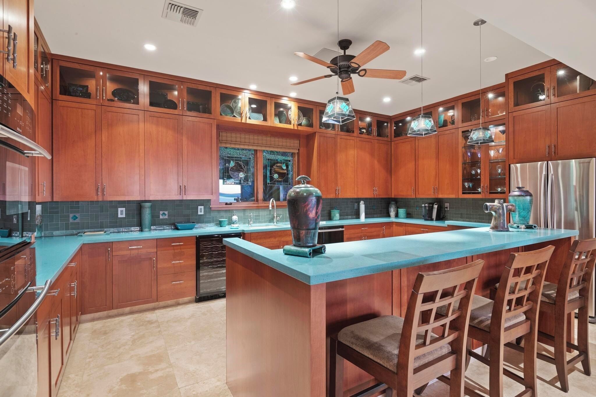 Tủ lạnh, lò vi sóng, lò nướng, bếp nấu 