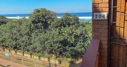 Oceanfront Bliss in Amanzimtoti