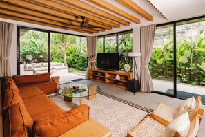 Smart-tv, bøger, kontorer