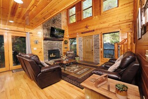 Smart-TV, Kamin, Videospiele, Tischfußball