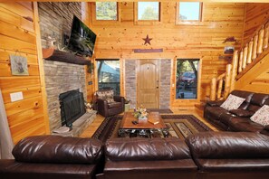 Smart-TV, Kamin, Videospiele, Tischfußball