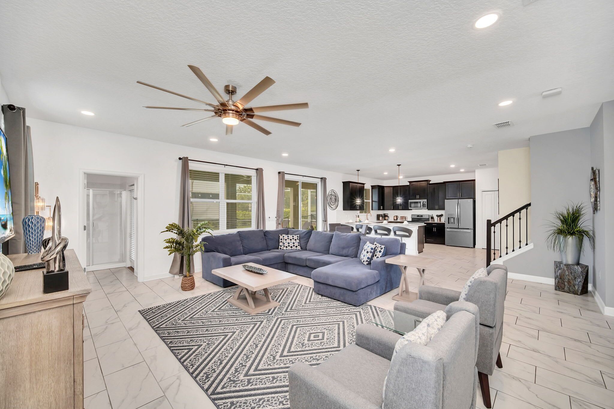 تلفزيون، مكتب