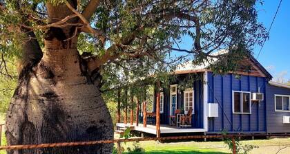 Rosewood Cottage - Wild Wood Park Retreat