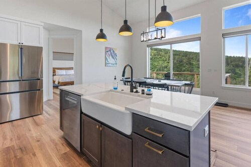 *NEW* Canyon View Dream Retreat + Views +Anchorage