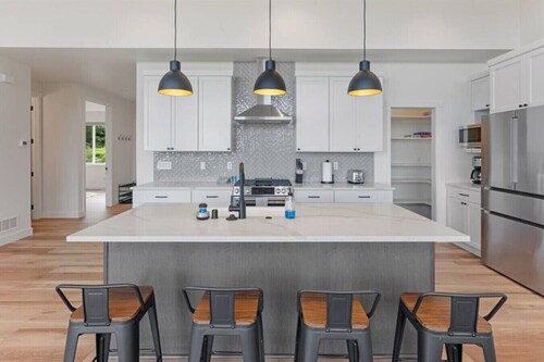 *NEW* Canyon View Dream Retreat + Views +Anchorage