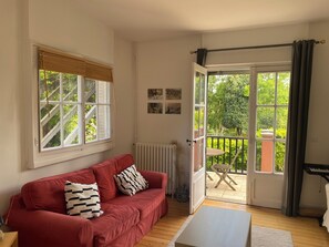 Living area - Maison de Campagne à 20mn du Cœur de Paris et de Eurodisney (Nogent-sur-Marne)