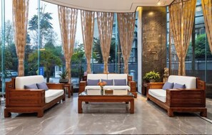 Lobby - Jintian Hotel (Qionglai Dingsheng Times Plaza) (Qionglai)