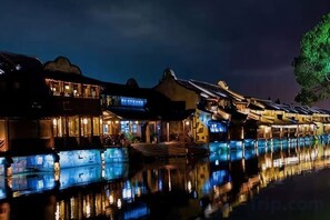 Unclassified image, 4 of 27, button - Borui Business Hotel (Tongxiang)