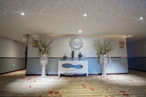 Unclassified image, 3 of 27, button - Borui Business Hotel (Tongxiang)