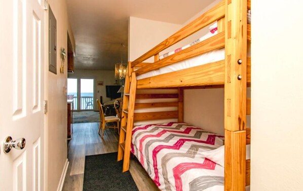 1 bedroom