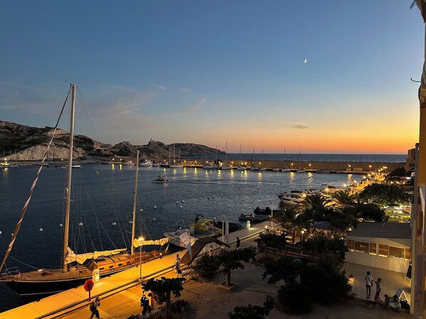 Marina - L'albatros (Marseille)