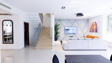 Vila | Area keluarga | TV