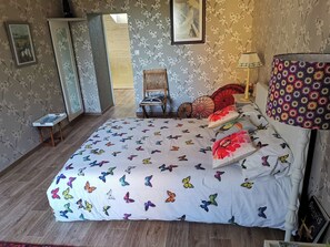 3 chambres, Wi-Fi gratuit, draps fournis