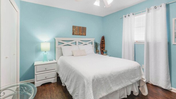 2 bedrooms, iron/ironing board, free WiFi, bed sheets - Seaside Beach 2102- Beachside! Ground floor (Orange Beach)