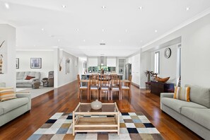 Uklassifisert bilde, 4 av 35, knapp