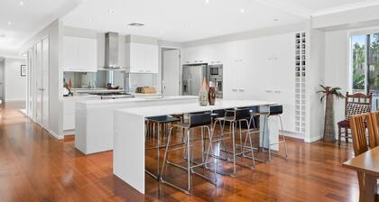 Coaster By Khove Holiday Homes