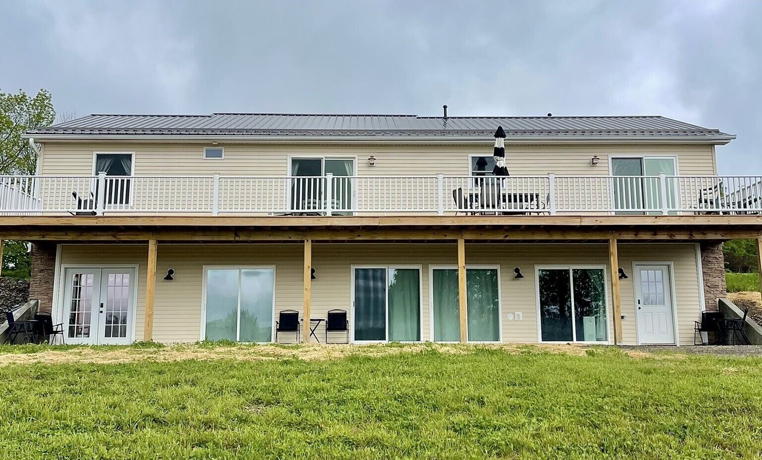 المنشأة من الخارج