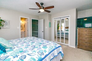 2 bedrooms, iron/ironing board, free WiFi