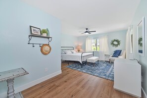 2 sovrum, strykjärn/strykbräda, gratis wi-fi och sängkläder