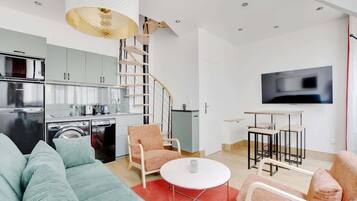 Televisión y oficina