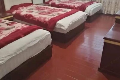 Shiqu Jingchen Business Hotel