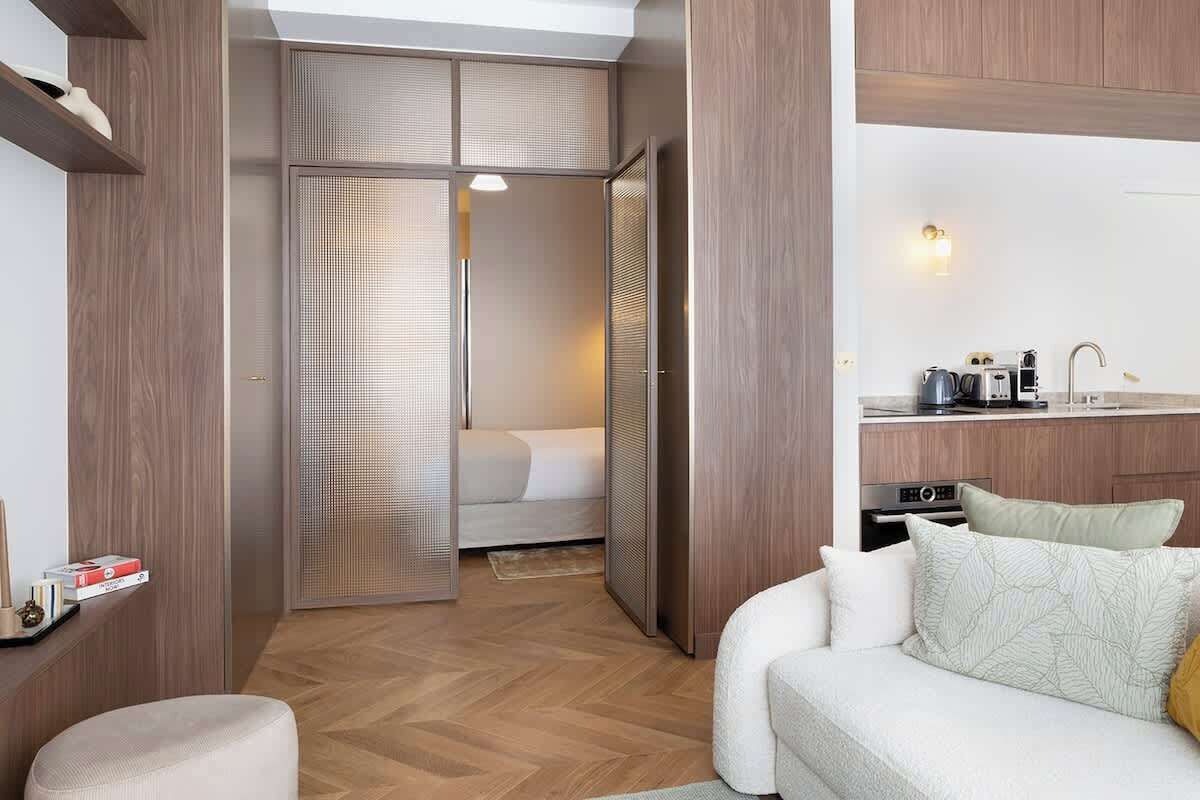 1 bedroom, travel crib, WiFi, bed sheets