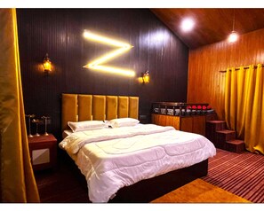 Phòng Deluxe, quang cảnh núi | Bàn, khu vực làm việc phù hợp cho laptop, phòng cách âm