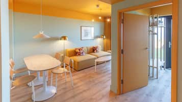 Accessible Large Studio Ocean View | 熨斗/熨衣板、免費無線上網