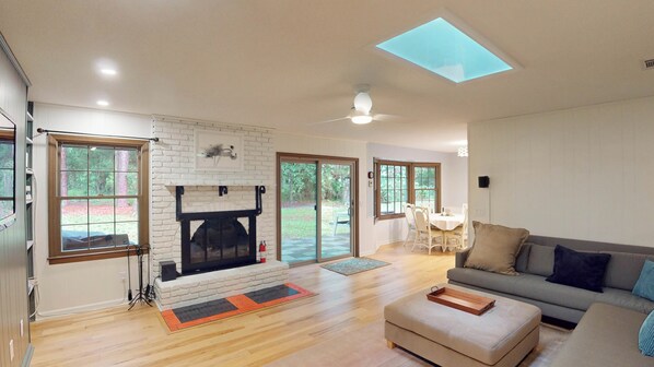 スマートテレビ