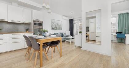 Spacious Apartment | 2 Bedrooms, Balcony, Parking