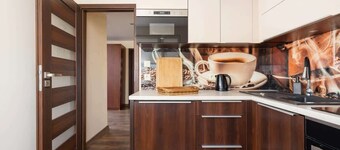 Spacious Apartment for 6 Persons | Balcony | 3 Bedrooms