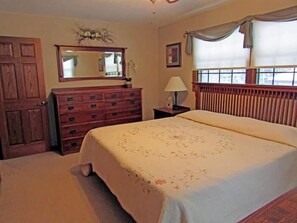 3 chambres, bureau, Wi-Fi, draps fournis