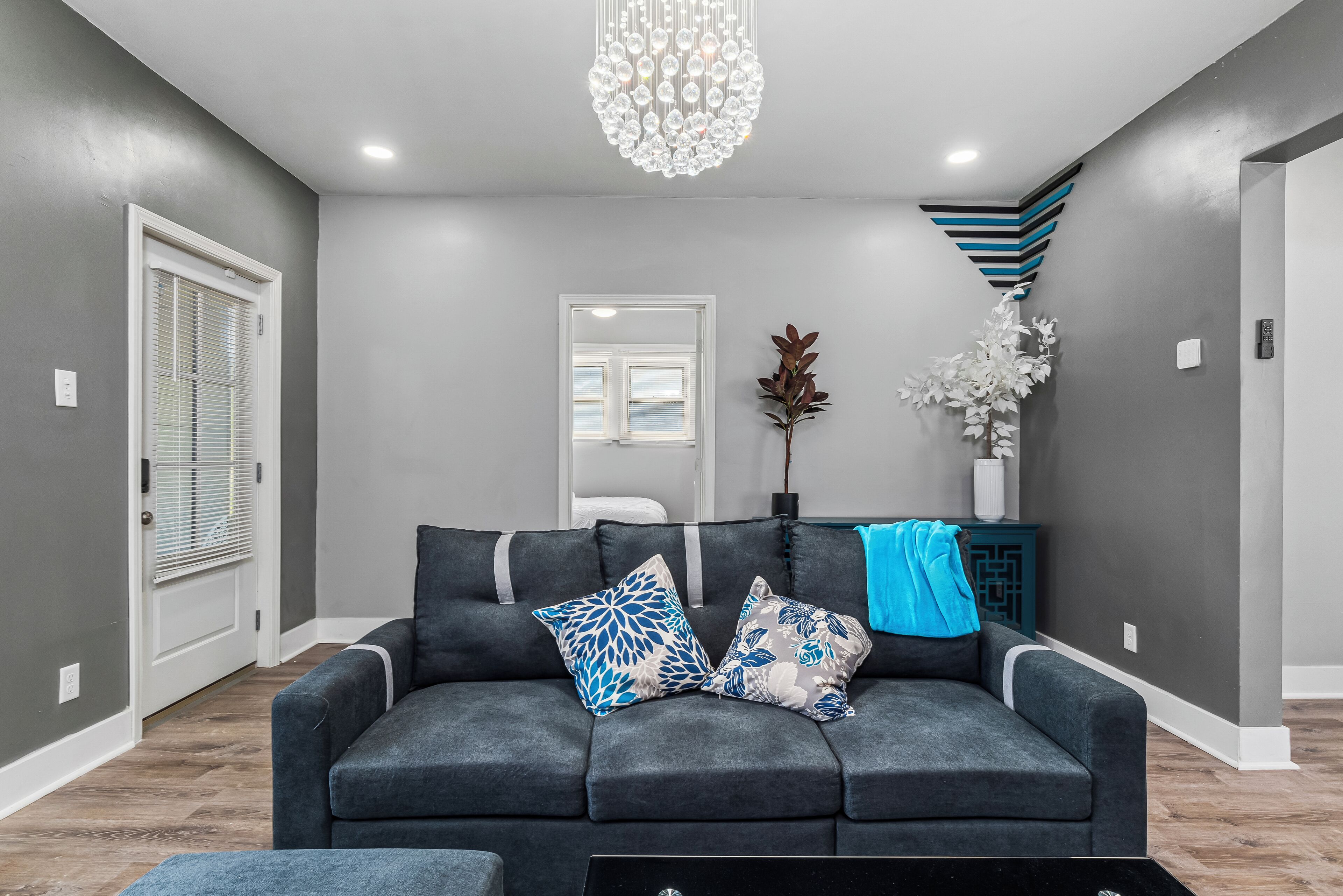 Smart TV, chimenea y videojuegos 