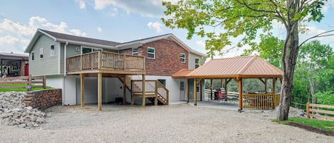 House (4 Bedrooms) | Front of property