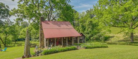 House (1 Bedroom) | Front of property