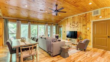 Casa (2 Bedrooms) | Interior