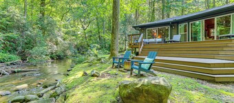 Creekside Cabin Rental ~ 8 Mi to Downtown Ellijay!
