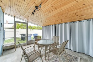 Interior - Updated Bonita Springs Home < 2 Mi to Beach! (Bonita Springs)