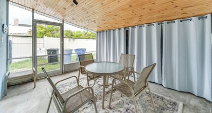 Updated Bonita Springs Home < 2 Mi to Beach!
