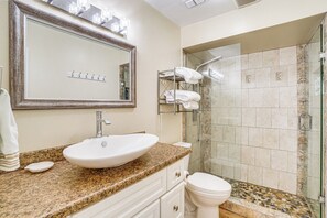Apartment (2 Bedrooms) | Interior - Half-mi to Riverwalk: Charming Sanford Retreat! (Sanford)