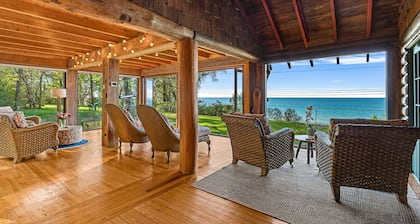 The Cypress Log Cabin - Historic National Park Home on the beach