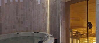  Gîte & SPA de 2 à 26 personnes en Provence verte