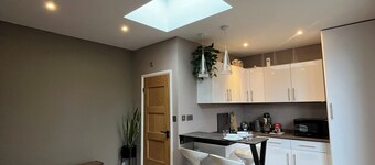 Private Garden Studio - L&D Hospital -FREE Wi-fi & Parking- 15min to the Airport