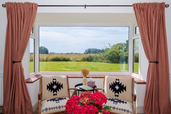 Studio | 3 bedrooms, iron/ironing board, Internet - Idyllic 3 Bed Country Cottage (Chichester)