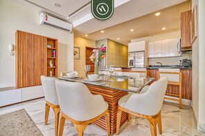 Room - 2BR Condo With Private Balcony - Padel Court (Nuevo Nayarit)
