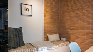 Leilighet – comfort, byutsikt | Oppholdsområde | TV