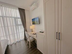 Deluxe Apartment, 2 Bedrooms, Balcony | Desk, laptop workspace, free WiFi, bed sheets - LOUIS HOUSE  (Ho Chi Minh City)