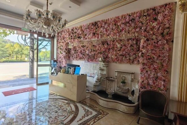Lobby - Longling Ocean Theme Hotel (Longling)